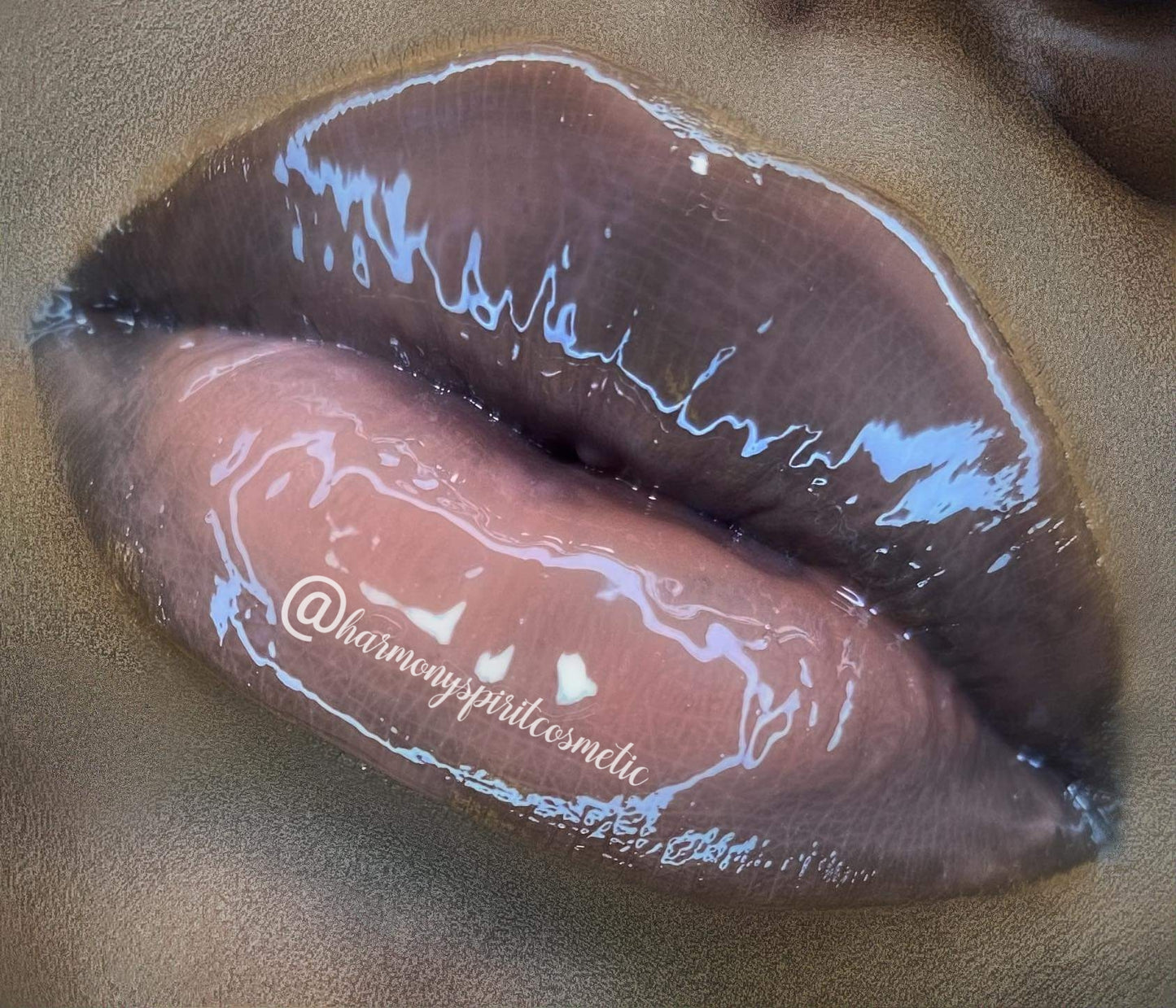 Kissable Brown Gloss Set